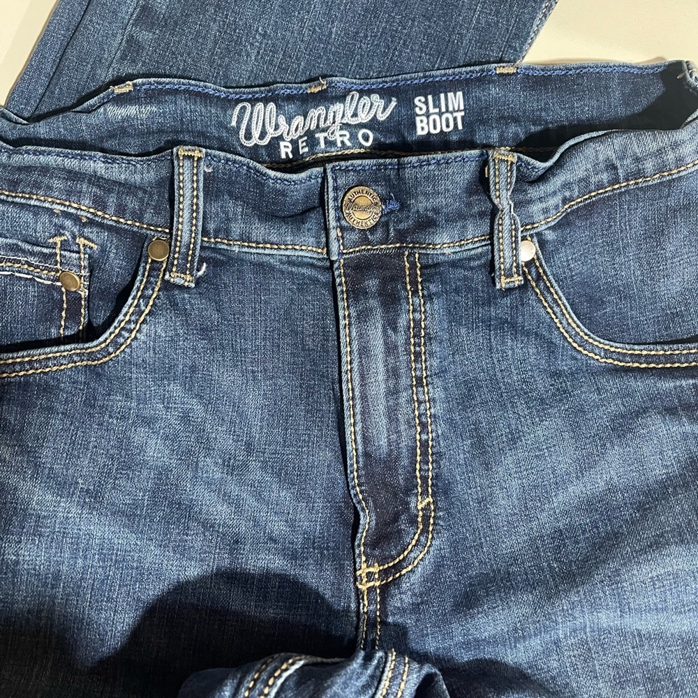 Wrangler Men's Bootcut Jeans in Classic Blue